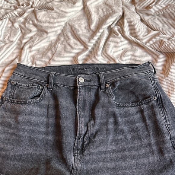 American Eagle Curvy Boyfriend Jeans - Picture 5 of 7